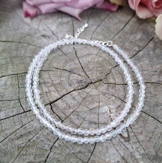 Topaz jemný náhrdelník