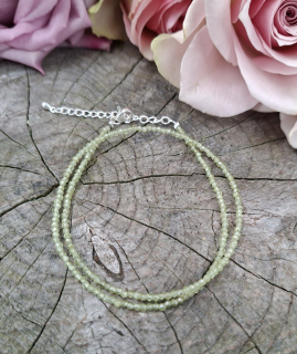 Olivín jemný náhrdelník 